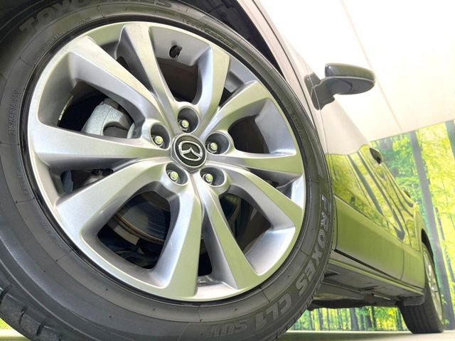 �y����18�C���`�A���~�z�C�[���z�O�ςɃ}�b�`���������A���~�z�C�[���𑕒����Ă���܂��B�e��ЊO�A���~�z�C�[����A�X�^�b�h���X�^�C�����戵�����Ă���܂��B���񂲑��k����������