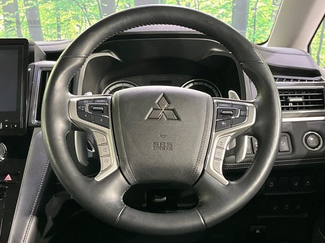 �y�����v�����X�e�A�����O�z�㎿�Ȋv���g�p���邱�ƂŁA��ɂ����������݂ƂĂ��^�]���₷���n���h���ł���