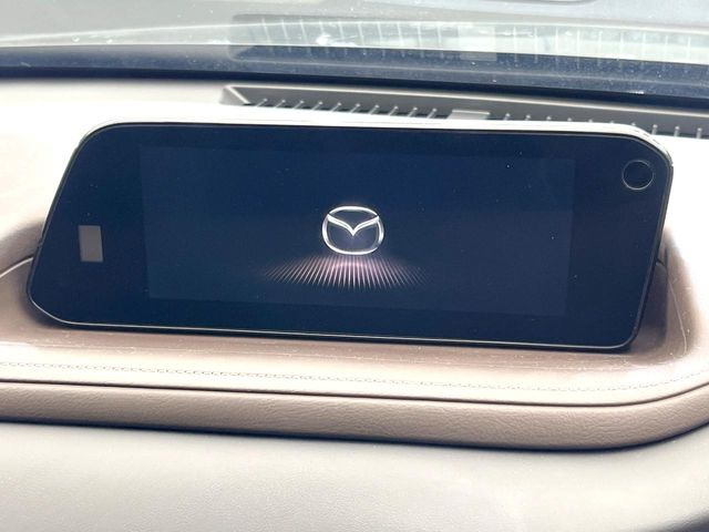 �y�}�c�_�R�l�N�g�i�r�z�ԓ��̕��͋C�Ƀ}�b�`������̌^�^�C�v�̃i�r�B�e����q�ݒ��Bluetooth�Đ����A�l�X�ȋ@�\���y���߂܂��B�����I�ȃ_�C�������삪�\�ŁA�g��������ǍD�ł��B