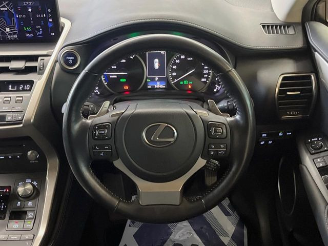 �y�����v�����X�e�A�����O�z�㎿�Ȋv���g�p���邱�ƂŁA��ɂ����������݂ƂĂ��^�]���₷���n���h���ł���