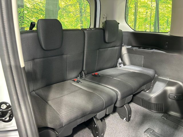 3��ڃV�[�g�͂�������ԗǍD����l�ł��������ƍ����Ē����܂��̂ŁA��l���ł̂��o���������N���N�ł��􂲉Ƒ��ŁA�C�̒m�ꂽ���ԂŁA�h���C�u�ɍs���̂��y���݂ł��ˁ�