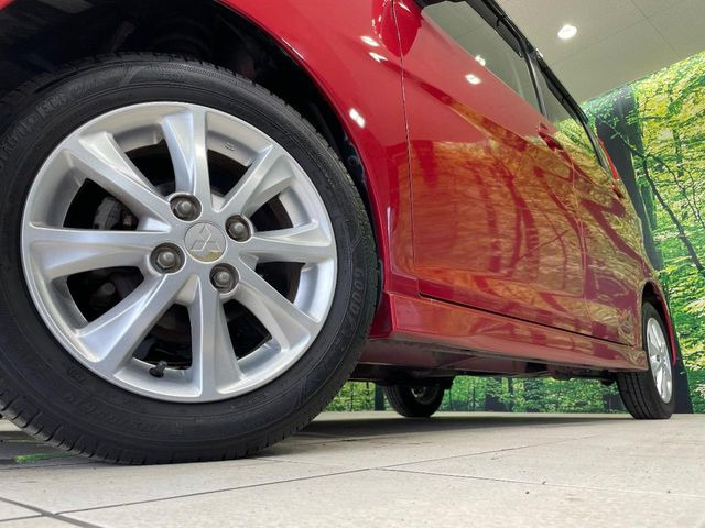 �y����14�C���`�A���~�z�C�[���z�O�ςɃ}�b�`���������A���~�z�C�[���𑕒����Ă���܂��B�e��ЊO�A���~�z�C�[����A�X�^�b�h���X�^�C�����戵�����Ă���܂��B���񂲑��k����������