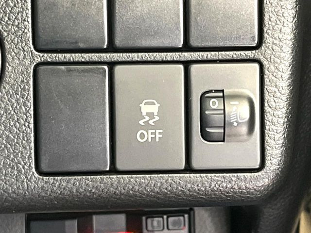 �y������h�~���u�z�ԗ��̉���������m����ƁA�����I�Ɏԗ��̐i�s������ۂ悤�Ɏԗ��𐧌䂵�܂��B�J�̓��ȂǊ���₷���H�ʏ󋵂ł����S�ȉ^�]���\�ł��B