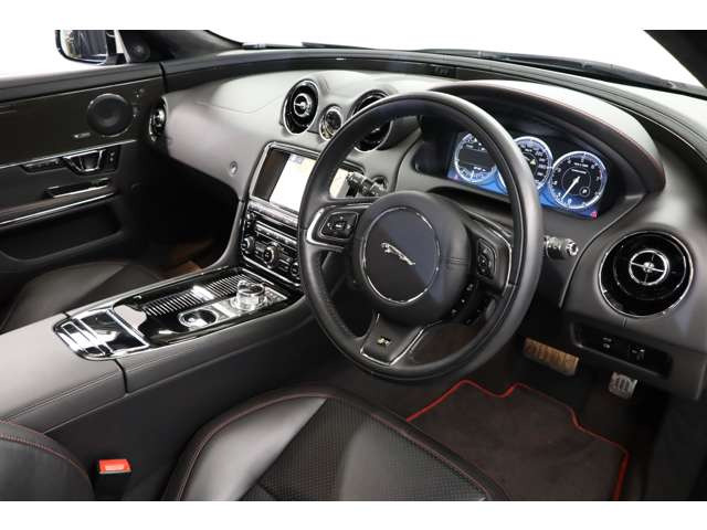 �ڂ����I�v�V������ڍׂ͕��Ќ����z�[���y�[�W������������������܂��B