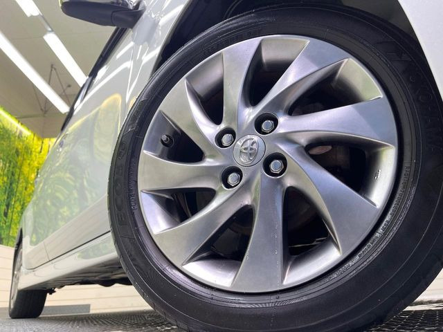 �y����15�C���`�A���~�z�C�[���z�O�ςɃ}�b�`���������A���~�z�C�[���𑕒����Ă���܂��B�e��ЊO�A���~�z�C�[����A�X�^�b�h���X�^�C�����戵�����Ă���܂��B���񂲑��k����������