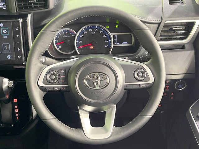 �y�����v�����X�e�A�����O�z�㎿�Ȋv���g�p���邱�ƂŁA��ɂ����������݂ƂĂ��^�]���₷���n���h���ł���