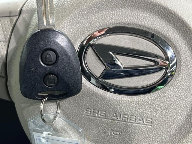 �y�L�[���X�z�������ꂽ�ꏊ����ł��{�^����Ńh�A�̊J���E�{�����ł���̂łƂ��Ă��֗�!�h�A�̌�������ɏ������邱�Ƃ�����܂����