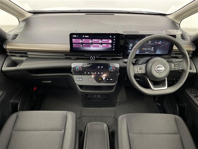 セレナ1.4 e-POWER ハイウェイスターV