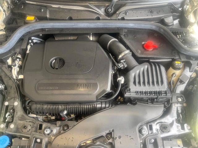 �����X�ł́A�e���[�J�[�̐�p�f�f�e�X�^�[�𓱓��B���Ǝ��i�����e�N�j�J���X�^�b�t���풓���Ă���܂��̂ŁA������̍ۂɂ����S���Ă����p���������܂��B