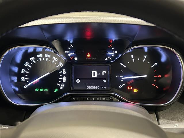 C5エアクロスSUVシャイン ブルーHDi ディーゼル