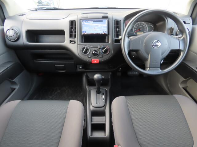 ���O���̐��|�E�K���X�n�{�f�B�R�[�e�B���O��CAR�N���[�j���O���Ǝ҂��{�H�������܂��̂ő�ϐ����B�I���b�N�X�����Ԃł݂͂Ȃ��܂ɉ��K�ȃh���C�u�����񑩁B