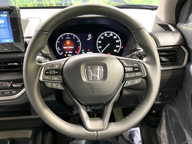 �y�����v�����X�e�A�����O�z�㎿�Ȋv���g�p���邱�ƂŁA��ɂ����������݂ƂĂ��^�]���₷���n���h���ł���