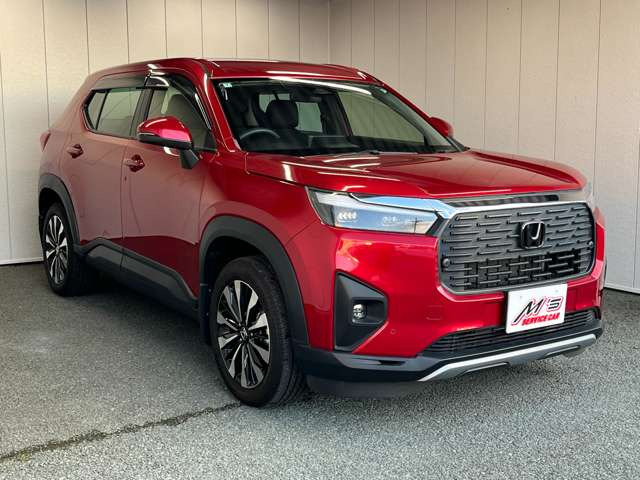 ���ʎԂ́u�T�[�r�X�J�[�G���Y �{�X�v�A�y�����Ԃ́u�T�[�r�X�J�[�G���Y �����X�v���炨�T�������܂��B