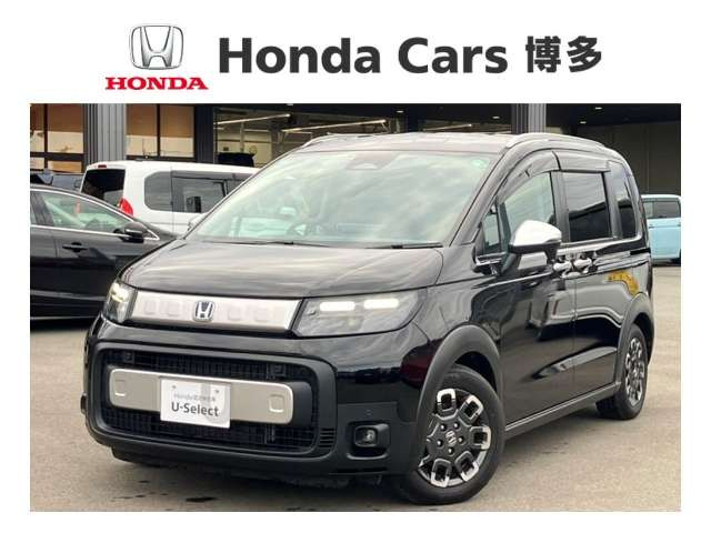 フリード1.5 e:HEV クロスター