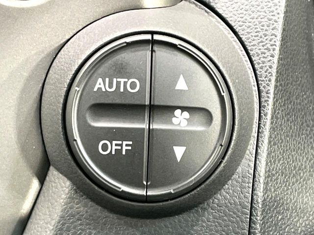 �y�I�[�g�G�A�R���z��x���D�݂̉��x�ɐݒ肷��΁A�ԓ��̉��x�����m�����ʂ≷�x�������Œ����B����&hellip;����&hellip;�Ɖ��x���X�C�b�`���������K�v�͂���܂���B���K�Ȏԓ���Ԃɂ͕K�{�̋@�\�ł��ˁ�