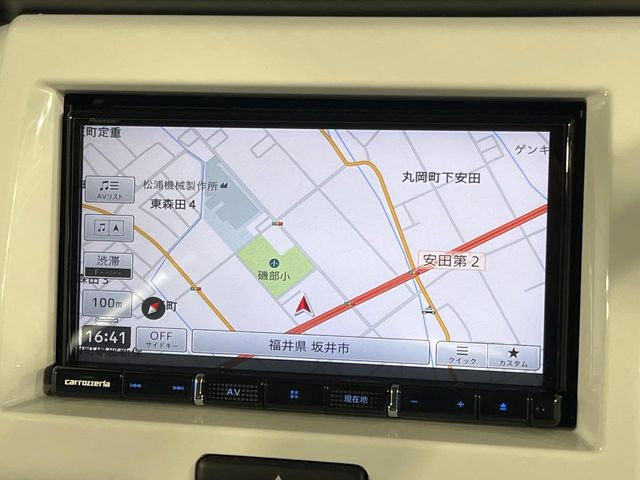 �y�i�r�Q�[�V�����z�g���₷���i�r�ŖړI�n�܂ł�������ē����Ă���܂��B�e��I�[�f�B�I�Đ��@�\���[�����Ă���A���Ԃ̉^�]������Ɋy�����Ȃ�܂�!!