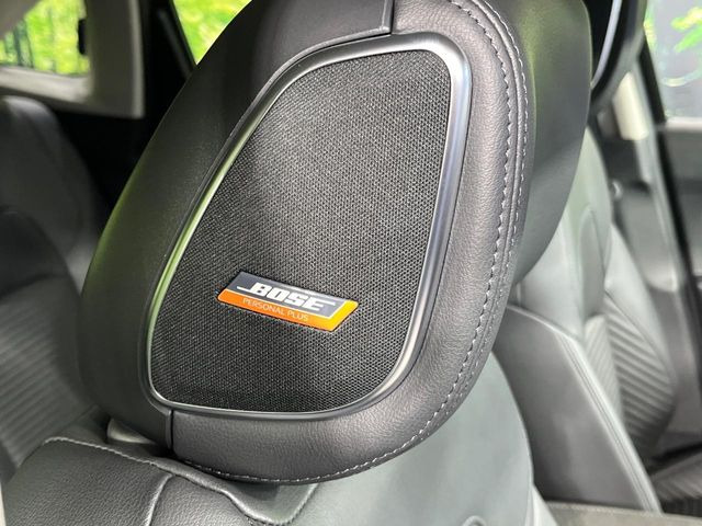 �yBOSE�T�E���h�V�X�e���z���[�J�[�I�v�V�����̍��i�ʃT�E���h�V�X�e���𓋍ځB��p�̃`���[�j���O���{���ꂽ�召�l�X�ȃX�s�[�J�[����ǎ��ȃT�E���h���t�ł��A�Տꊴ���ӂ�鉹����Ԃ����o���܂��B