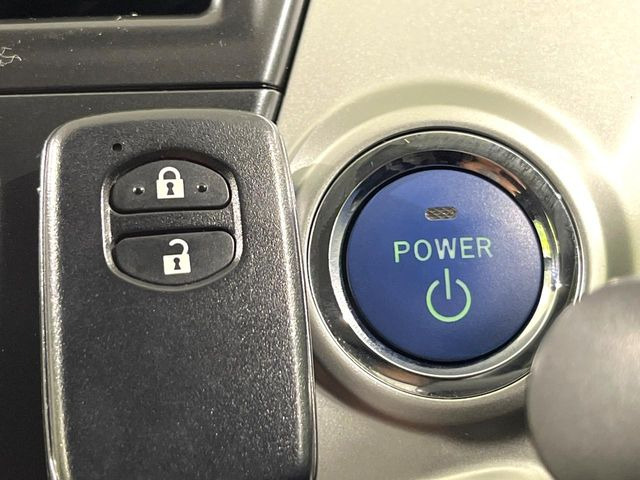 �y�X�}�[�g�L�[�z�J�o����|�P�b�g�ɓ��ꂽ�܂܂ł��h�A�̎{���E�������\�ȃX�}�[�g�L�[�𑕔��B�G���W���̃I���E�I�t�����J�M�����o���K�v����������Ƃ��Ă��֗��ł���