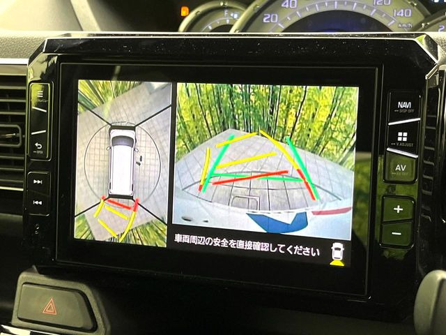 �y�p�m���}���j�^�[�z��p�̃J�����ɂ��A�ォ�猩���낵���悤�Ȏ��_��360�x�N���}�̎��͂��m�F���邱�Ƃ��ł��܂������p�������m�F���₷���A�����ꏊ�ł̐؂�Ԃ��⒓�Ԃ��X���[�Y�ɍs���܂��B