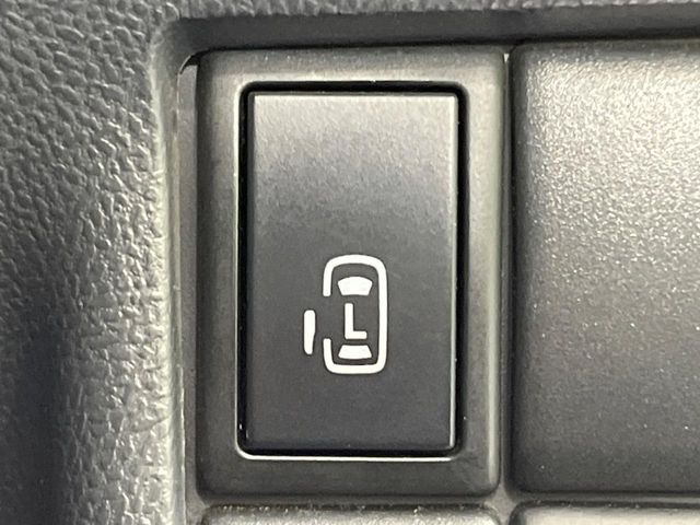 �y�p���[�X���C�h�h�A�z�X�}�[�g�L�[��^�]�Ȃ̃X�C�b�`�ŃX���C�h�h�A�̊J���\���d��������͂����ăh�A���J����K�v�������A���������q�l�ł��A�d���ו��������Ă��鎞�����N�ɊJ���߂ł��܂���