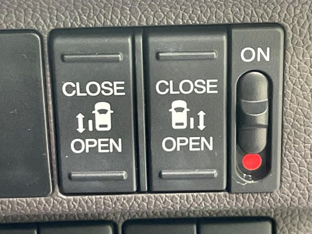 �y�����p���[�X���C�h�h�A�z�X�}�[�g�L�[��^�]�Ȃ̃X�C�b�`�Ō�ȗ����X���C�h�h�A�̊J���\���d��������͂����ăh�A���J����K�v�������A�����Ȃ��q�l�ł��ȒP�ɊJ���߂ł����K�ł���