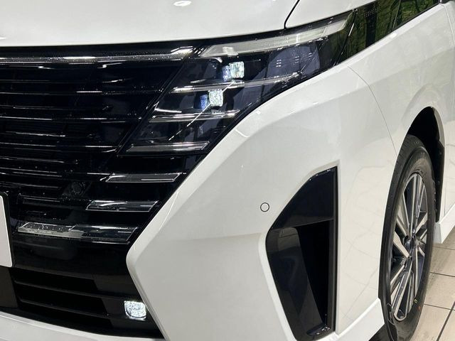 �yLED�w�b�h���C�g�z���V����ԑ��s�����ǍD�Ȏ��E���m�ۂ����S���ĉ^�]�ł��鍂�P�xLED�w�b�h���C�g�𑕔�!�_�����x�������A����d�͂��}�����Ă��܂��B