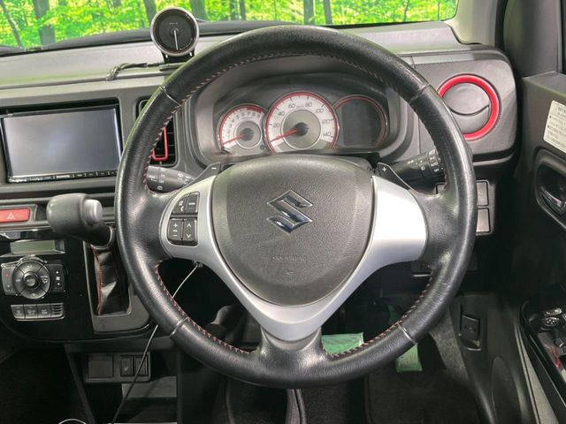 �y�����v�����X�e�A�����O�z�㎿�Ȋv���g�p���邱�ƂŁA��ɂ����������݂ƂĂ��^�]���₷���n���h���ł���