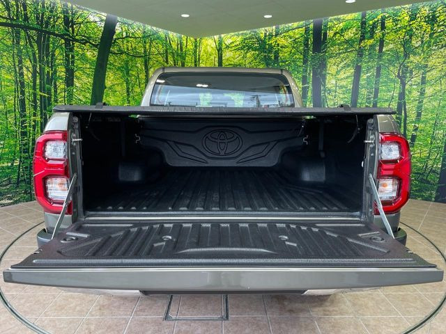 �ύڗ�500kg�̍L�X�Ƃ����f�b�L�́A�V�т���d���܂ő��p�r�Ɏg���܂��B�x�b�h���C�i�[��g�m�J�o�[�̎��t���������k��������