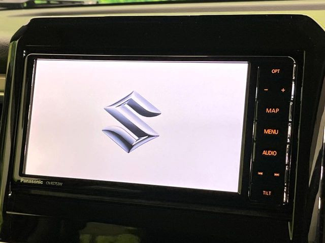 �y�����i�r�z�l�C�̏����i�r�𑕔����Ă���܂��B�i�r�̎g���₷���͂������A�I�[�f�B�I�@�\���[��!�L�����v�◷�s�͂������A�ʋ΂┃�����ȂǕ��i�̃h���C�u���y�����Ȃ�͂���