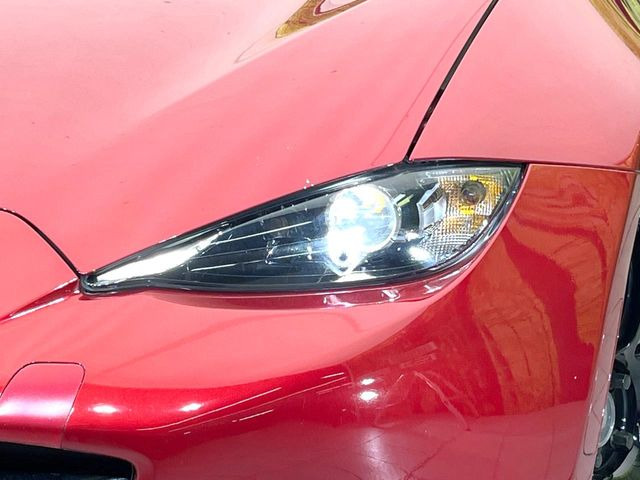 �yLED�w�b�h���C�g�z���V����ԑ��s�����ǍD�Ȏ��E���m�ۂ����S���ĉ^�]�ł��鍂�P�xLED�w�b�h���C�g�𑕔�!�_�����x�������A����d�͂��}�����Ă��܂��B