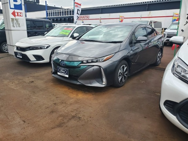 プリウスPHV1.8 S