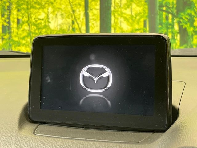 �y�}�c�_�R�l�N�g�i�r�z�ԓ��̕��͋C�Ƀ}�b�`������̌^�^�C�v�̃i�r�B�e����q�ݒ��Bluetooth�Đ����A�l�X�ȋ@�\���y���߂܂��B�����I�ȃ_�C�������삪�\�ŁA�g��������ǍD�ł��B