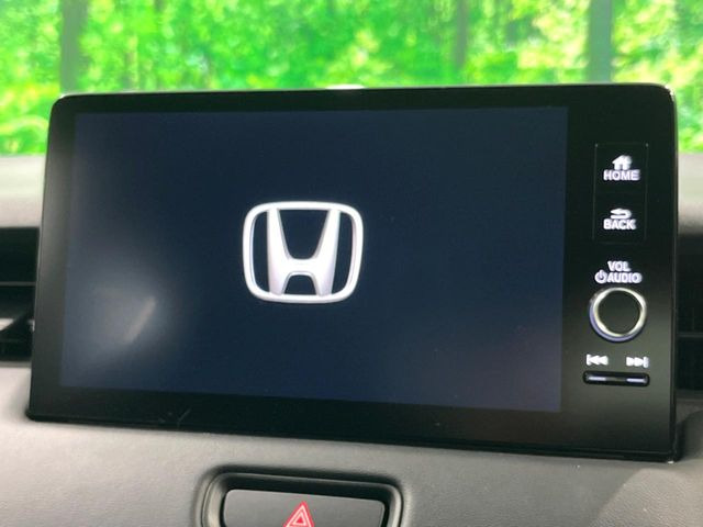 �y�����i�r�z�l�C�̏����i�r�𑕔����Ă���܂��B�i�r�̎g���₷���͂������A�I�[�f�B�I�@�\���[��!�L�����v�◷�s�͂������A�ʋ΂┃�����ȂǕ��i�̃h���C�u���y�����Ȃ�͂���