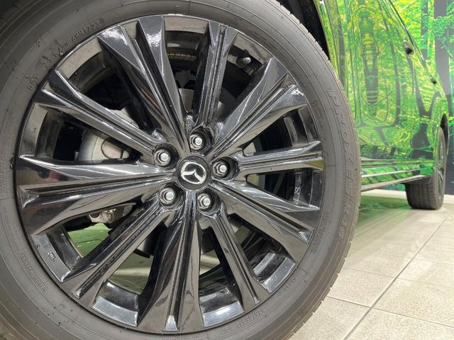 �y����19�C���`�A���~�z�C�[���z�O�ςɃ}�b�`���������A���~�z�C�[���𑕒����Ă���܂��B�e��ЊO�A���~�z�C�[����A�X�^�b�h���X�^�C�����戵�����Ă���܂��B���񂲑��k����������