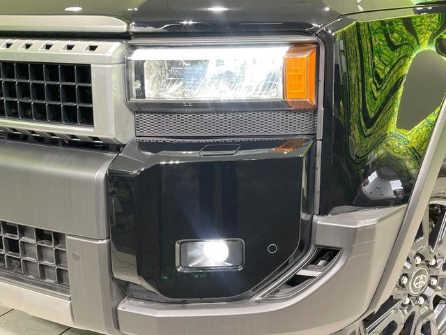 �y�O��LED�w�b�h���C�g�z�X�^�C���b�V���Ȍ����ڂ̎O��LED�w�b�h���C�g�𑕔���X�^�C�������łȂ��A��Ԃ̑��s�����E�ǍD�ň��S���Ă���肢�������܂��B