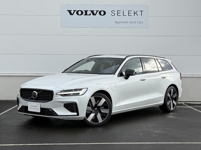 V60ウルトラ T6  AWD プラグインハイブリッド 4WD