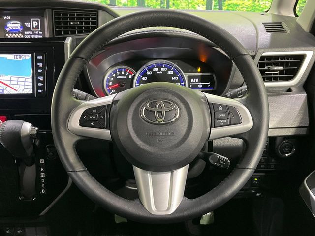 �y�N���[�Y�R���g���[���z�������H�����N���N���s�B�A�N�Z���𗣂��Ă���葬�x�ő��s���ł��A�������^�]���̕��S���y��!�����E�������ȒP�ȃX�C�b�`����Œ����ł��܂��B