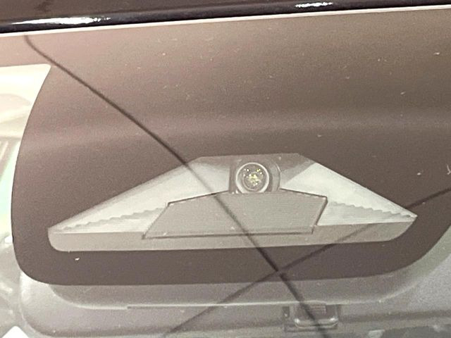 �y�z���_�Z���V���O�z���s���ɑO���̎ԗ�����F�����A�Փ˂������Ȏ��͌x��ƃu���[�L�ŏՓˉ���Ɣ�Q�y�����A�V�X�g�B�����S�Ƀh���C�u�����y���݂��������܂��B