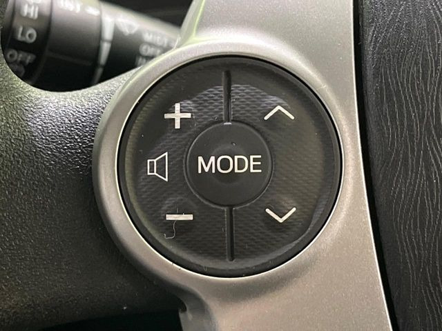 �y�X�e�A�����O�X�C�b�`�z�^�]���A�O������ڐ������炷���ƂȂ��A�I�[�f�B�I���̑��삪�\�ȕ֗��@�\!���S&���K�ȃh���C�u�����o���Ă���܂���