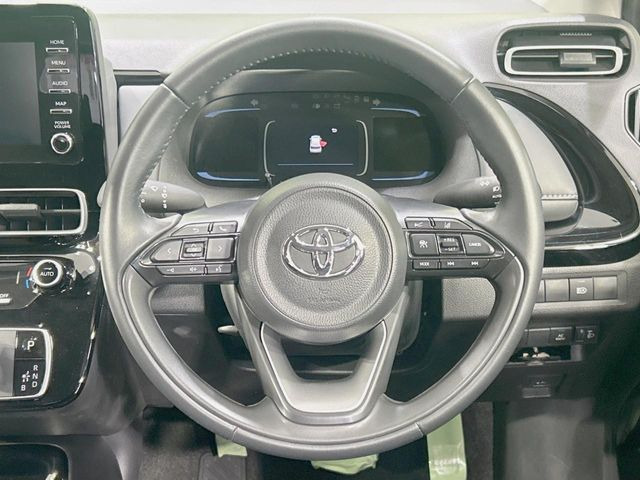 �y�����v�����X�e�A�����O�z�㎿�Ȋv���g�p���邱�ƂŁA��ɂ����������݂ƂĂ��^�]���₷���n���h���ł���