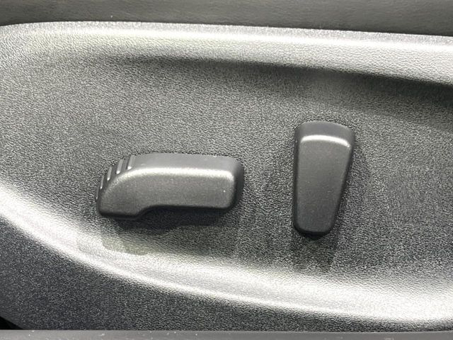 �y�p���[�V�[�g�z�X�C�b�`��ŊȒP�ɃV�[�g�̔��������\!�d��������͂�����܂���!���K�ȃV�[�g�|�W�V�����ɃZ�b�g���āA���K�ȃh���C�u�����y���݂��������B