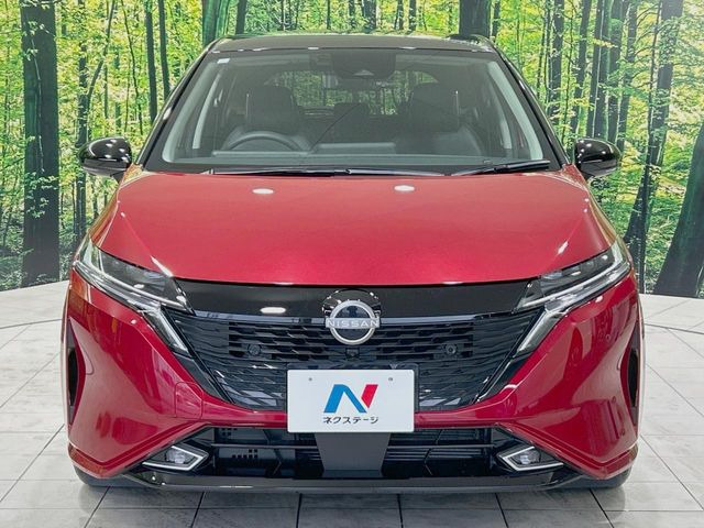 ��D�]�𒸂��Ă���܂��{�f�B�̒e�X�v���b�V���R�[�g���D�]��t���B�ʏ�̃K���X�R�[�g�ƈقȂ�A�ϋv�N��6�N�̖��@���K���X�R�[�e�B���O���A�{�f�B���L���C�ȏ�Ԃɕۂ��Ă���܂��B