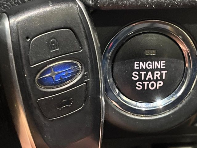 �y�A�N�Z�X�L�[&�v�b�V���X�^�[�g�z�J�o����|�P�b�g�ɓ��ꂽ�܂܂ł��h�A�̎{���E�������\�ȃX�}�[�g�L�[�𑕔��B�G���W���̃I���E�I�t�����J�M�����o���K�v�������A�{�^�����v�b�V�����邾����OK��