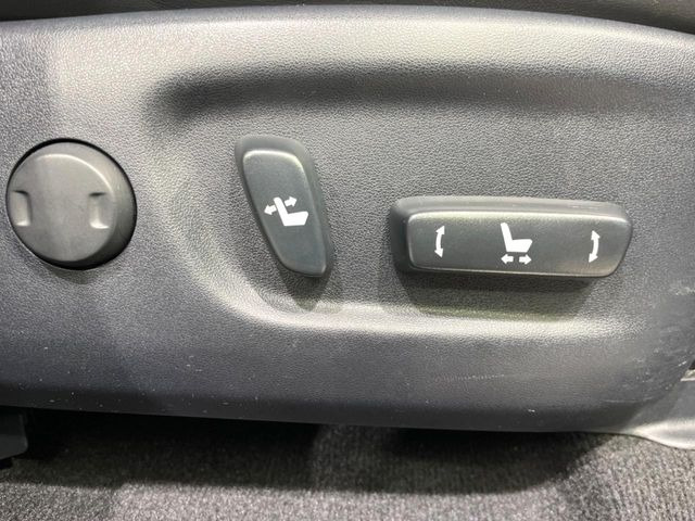 �y�p���[�V�[�g�z�X�C�b�`��ŊȒP�ɃV�[�g�̔��������\!�d��������͂�����܂���!���K�ȃV�[�g�|�W�V�����ɃZ�b�g���āA���K�ȃh���C�u�����y���݂��������B