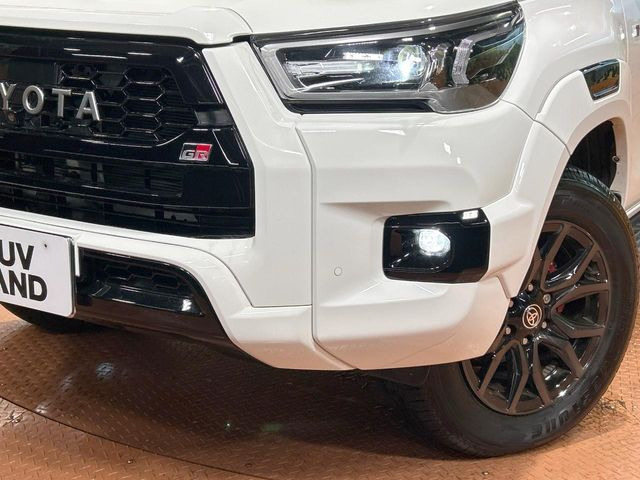 �yLED�w�b�h���C�g�z���V����ԑ��s�����ǍD�Ȏ��E���m�ۂ����S���ĉ^�]�ł��鍂�P�xLED�w�b�h���C�g�𑕔�!�_�����x�������A����d�͂��}�����Ă��܂��B