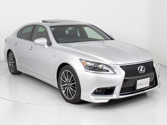 CS�I�[�g�u�����h�u�E�F�U���A�v�G�A������������Ă��܂�!���D�݂͂������ł���?���t���Ă���f�U�C���ȊO�ɂ��A�e�u�����h�̃G�A�����i���ɂĂ���t���o���܂�!