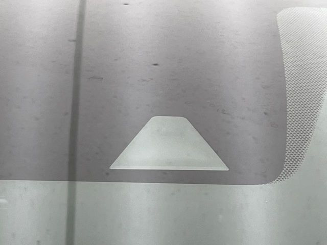 �y�C���e���W�F���g�G�}�[�W�F���V�[�u���[�L�z�t�����g�J�����őO���̎ԗ�����s�҂����m�B�Փ˂������Ȏ��͏Փ˔�Q�y���u���[�L���쓮�A�Փˉ�����T�|�[�g�B�����S�Ƀh���C�u�����y���݂��������܂��B