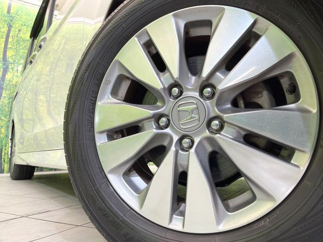 �y����16�C���`�A���~�z�C�[���z�O�ςɃ}�b�`���������A���~�z�C�[���𑕒����Ă���܂��B�e��ЊO�A���~�z�C�[����A�X�^�b�h���X�^�C�����戵�����Ă���܂��B���񂲑��k����������