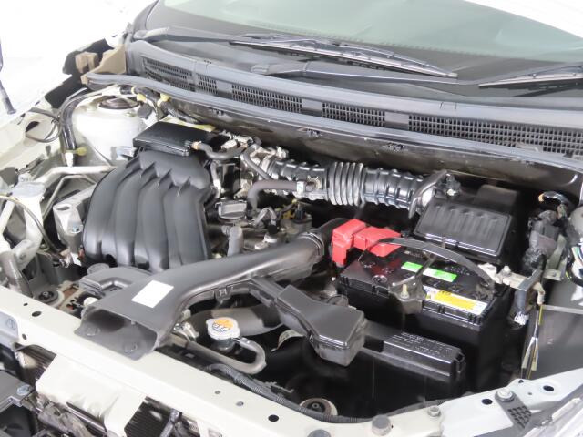 �G���W�����[�������ꂢ�ł���B�@�֋@�\�n���ǍD�ł��B�[�ԑO�ɓ_���������s���܂��B�G���W���I�C���E�I�C���t�B���^�[�E�G�A�R���t�B���^�[�E���C�p�[�S���͕K�������v���܂�(�G�A�R���t�B���^�[�́A�����Ԃ̂�)