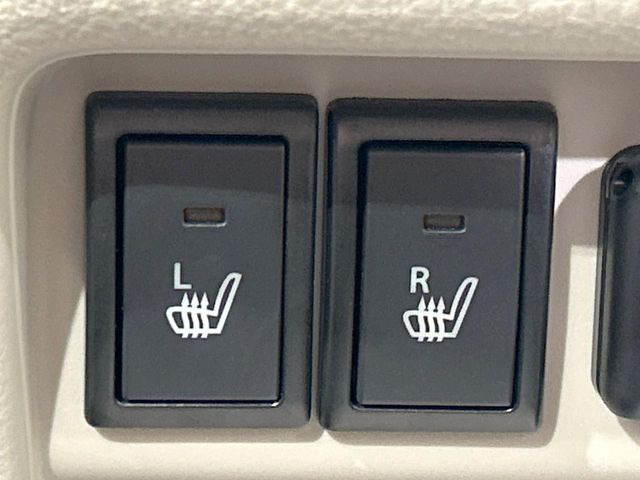 �y�V�[�g�q�[�^�[�z�������ɏd�󂷂�V�[�g�q�[�^�[!�G�A�R����葁�����܂��Ă����̂Ŋ�����̐l�����S�ł��ˁ�G�A�R���̉����͊������邩����A�Ƃ������ɂ����������߂ł��B